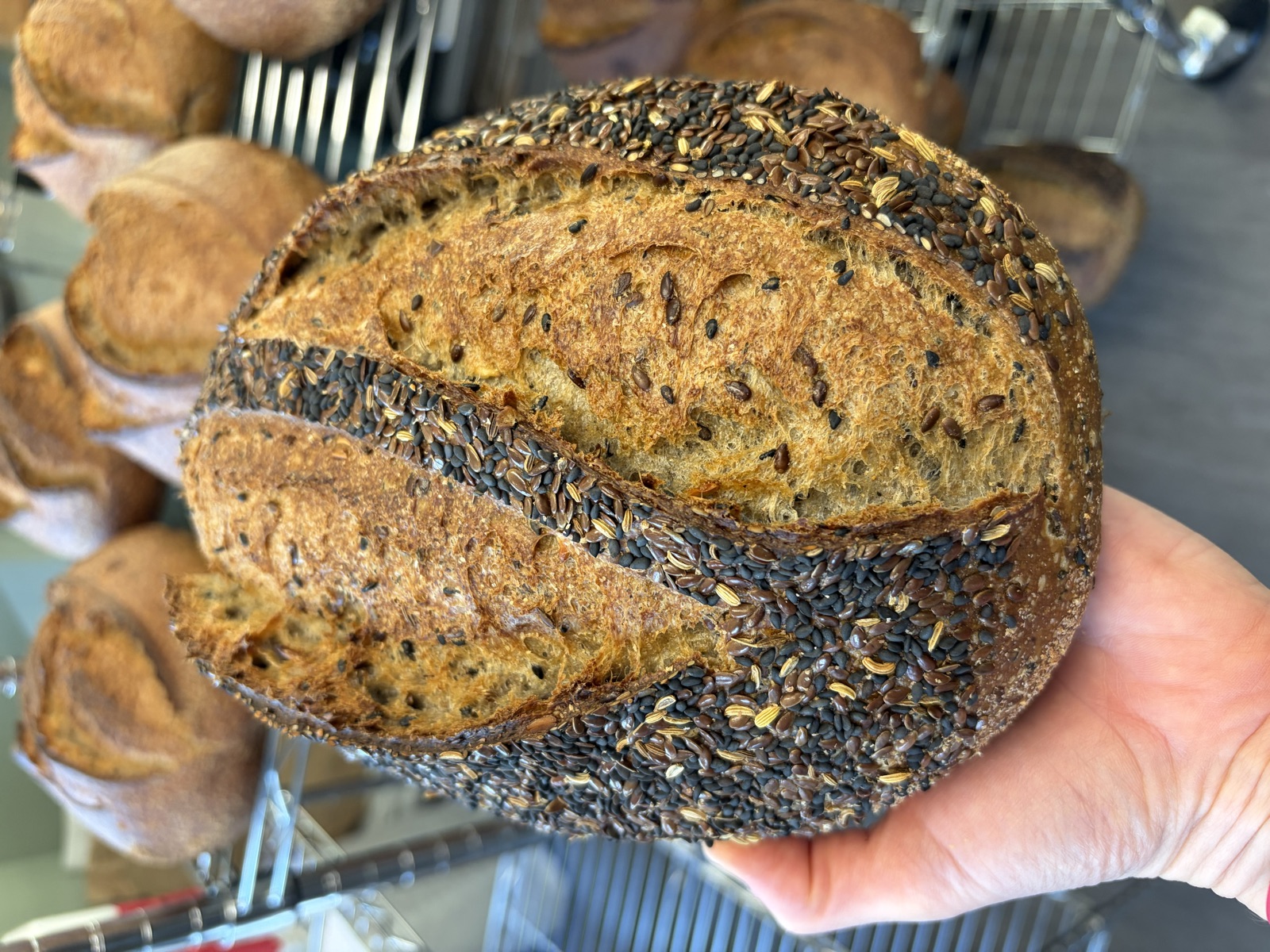 Crouton seeded loaf